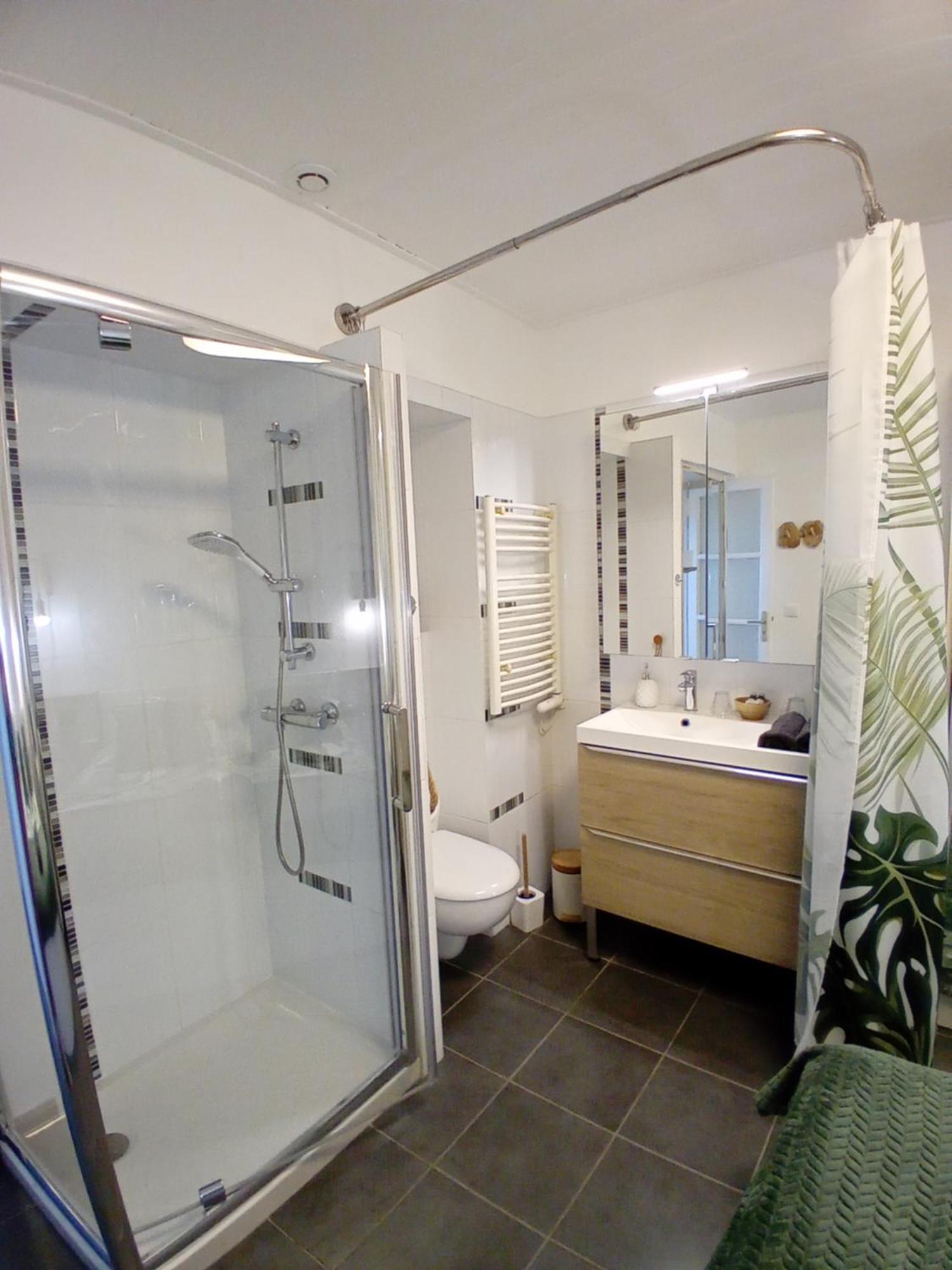 Appartement T2 Calme Et Chaleureux Au Centre Du Village
